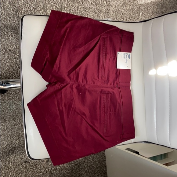 Burgundy Old Navy shorts - Picture 6 of 6